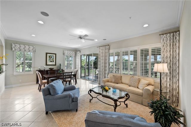 2658 Bolero DR 9-2, Naples, FL 34109