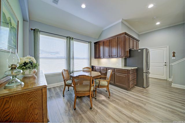 415 Mission Hill, New Braunfels, TX 78132