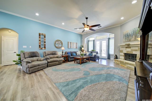 415 Mission Hill, New Braunfels, TX 78132