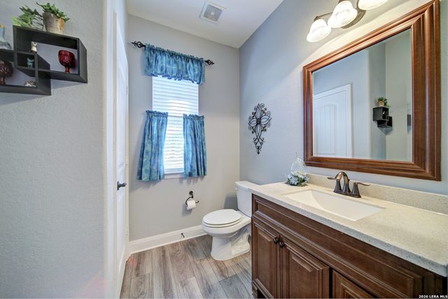 415 Mission Hill, New Braunfels, TX 78132