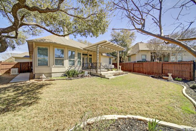 415 Mission Hill, New Braunfels, TX 78132