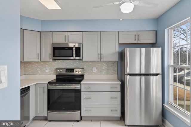 592 QUAKER RIDGE CT, Arnold, MD 21012