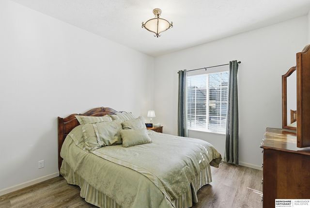 16030 Browne Street, Omaha, NE 68116