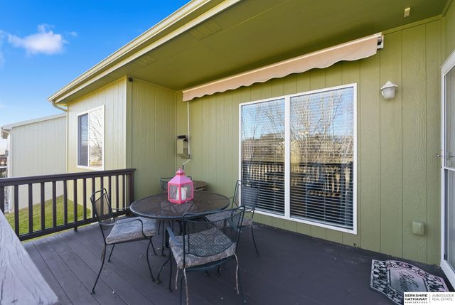 16030 Browne Street, Omaha, NE 68116