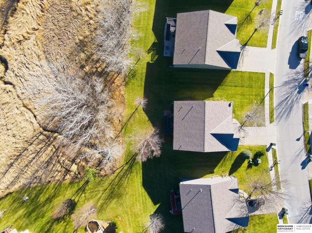 16030 Browne Street, Omaha, NE 68116