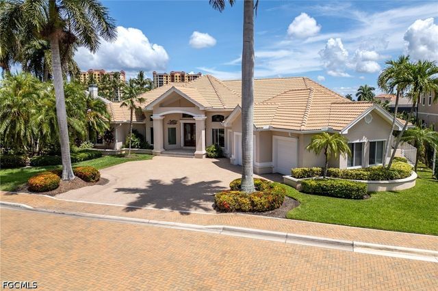 1523 Hermitage LN, Cape Coral, FL 33914
