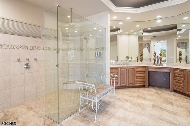 1523 Hermitage LN, Cape Coral, FL 33914