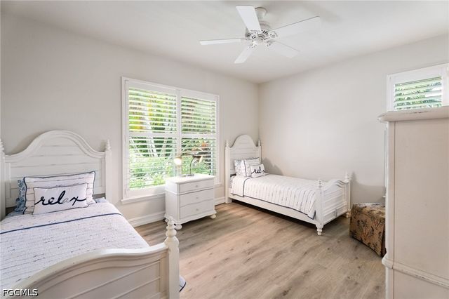 1523 Hermitage LN, Cape Coral, FL 33914