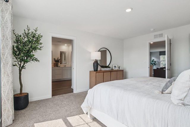 5745 Hunter DRIVE, Mount Pleasant, WI 53406