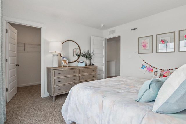 5745 Hunter DRIVE, Mount Pleasant, WI 53406