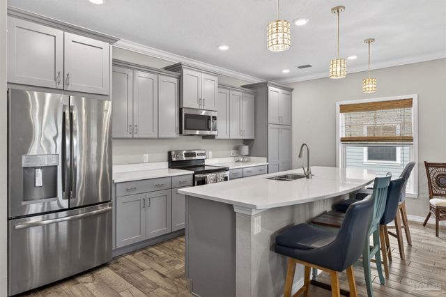 6622 Carlinga Dr, Pensacola, FL 32507