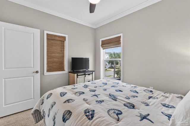 6622 Carlinga Dr, Pensacola, FL 32507