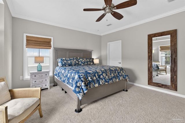 6622 Carlinga Dr, Pensacola, FL 32507