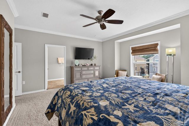 6622 Carlinga Dr, Pensacola, FL 32507