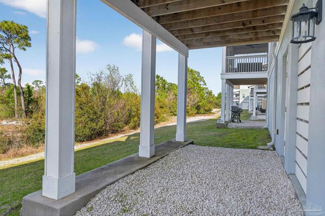 6622 Carlinga Dr, Pensacola, FL 32507