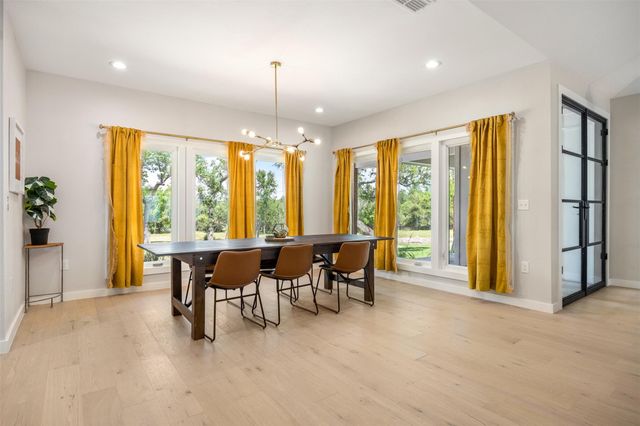 717 E Creek DR, Dripping Springs, TX 78620