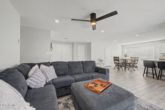 538 W Flower Avenue, Mesa, AZ 85210