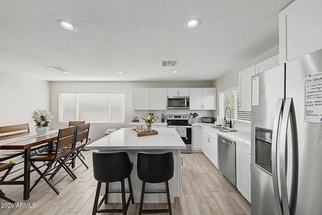 538 W Flower Avenue, Mesa, AZ 85210