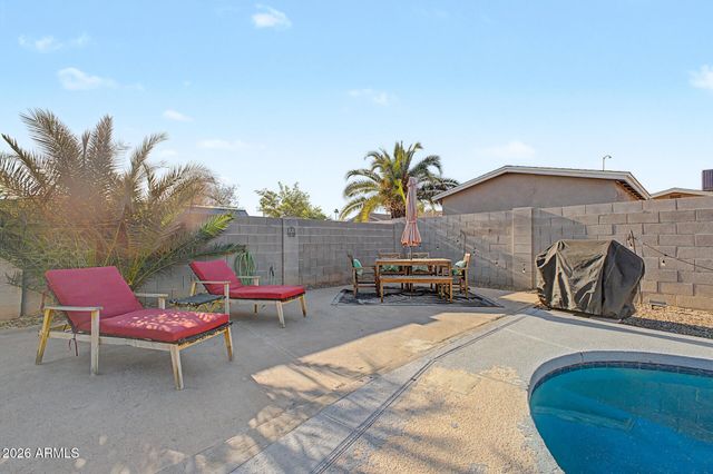 538 W Flower Avenue, Mesa, AZ 85210