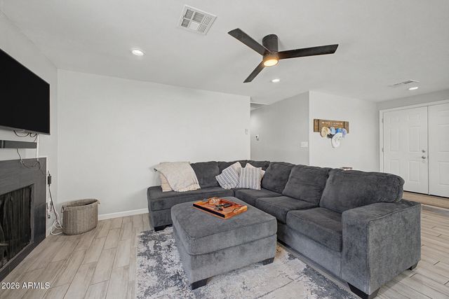 538 W Flower Avenue, Mesa, AZ 85210