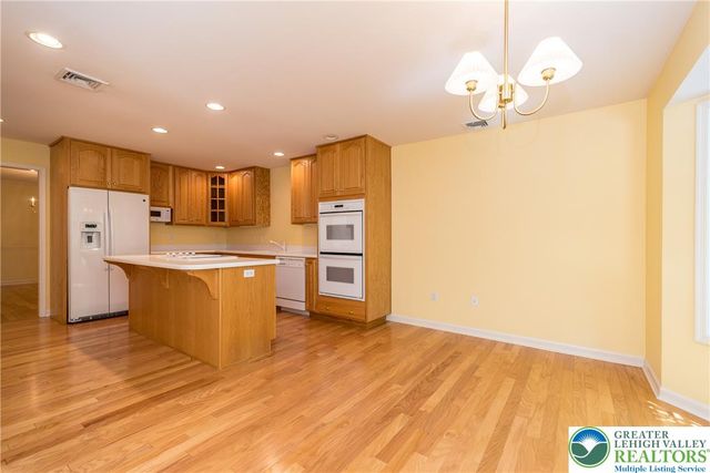 2931 Exeter Drive, Lower Macungie Twp, PA 18049