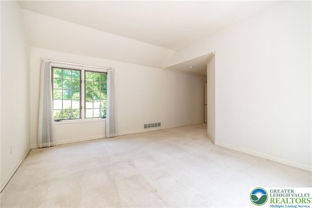 2931 Exeter Drive, Lower Macungie Twp, PA 18049