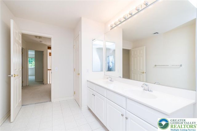 2931 Exeter Drive, Lower Macungie Twp, PA 18049