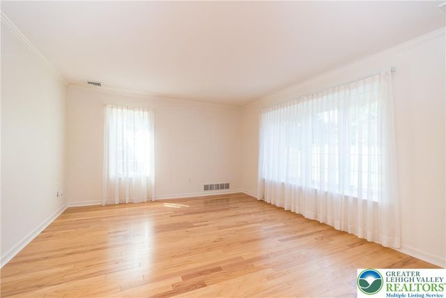 2931 Exeter Drive, Lower Macungie Twp, PA 18049