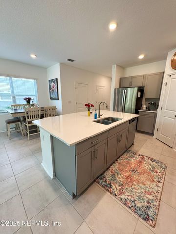 326 ANNIES Place, Jacksonville, FL 32218