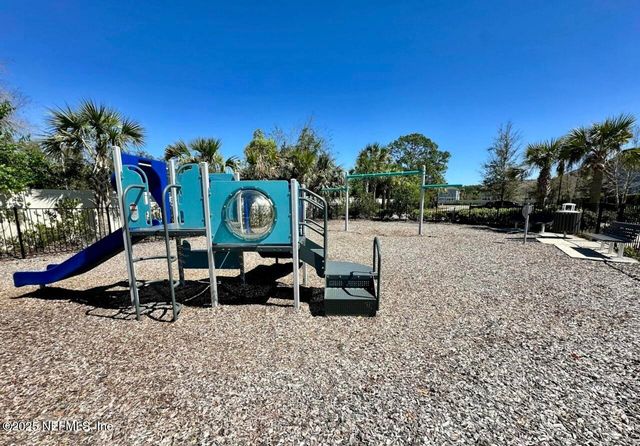 326 ANNIES Place, Jacksonville, FL 32218