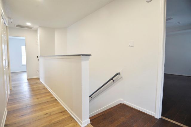 1808 N Mission Circle, Friendswood, TX 77546