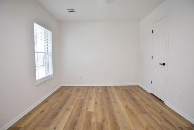 1808 N Mission Circle, Friendswood, TX 77546