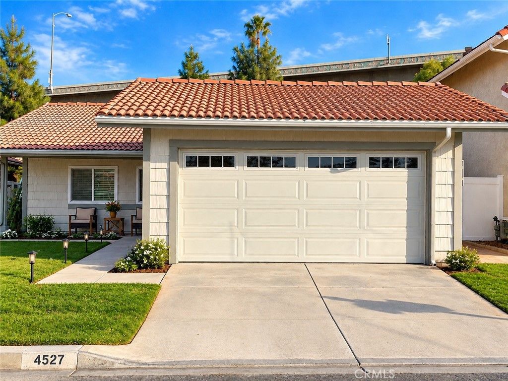 4527 Pennyroyal, Corona, CA 92878 — exterior