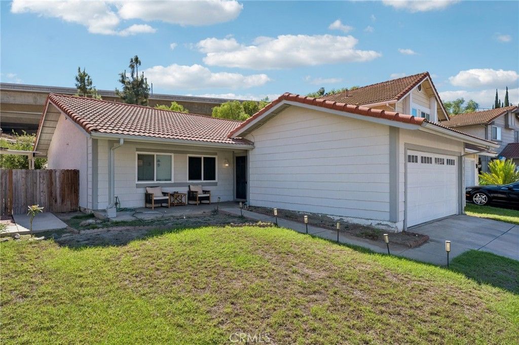 4527 Pennyroyal, Corona, CA 92878 — photo 2