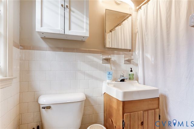 8903 Pinyon Rd, Henrico, VA 23229