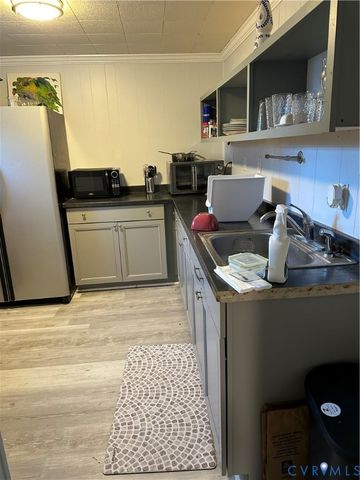 8903 Pinyon Rd, Henrico, VA 23229