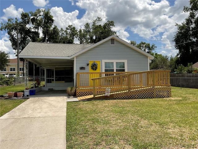 37204 MAGNOLIA AVENUE, Dade City, FL 33523