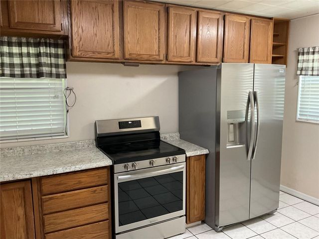 37204 MAGNOLIA AVENUE, Dade City, FL 33523