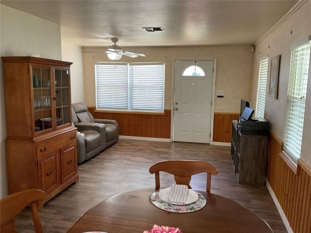 37204 MAGNOLIA AVENUE, Dade City, FL 33523