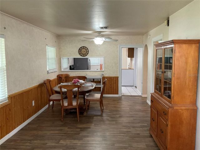 37204 MAGNOLIA AVENUE, Dade City, FL 33523