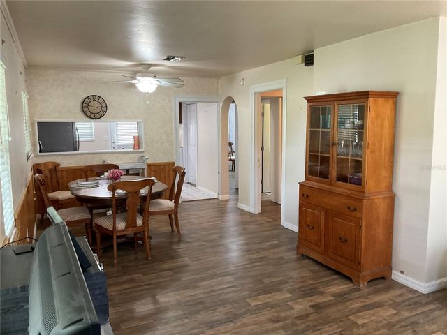 37204 MAGNOLIA AVENUE, Dade City, FL 33523