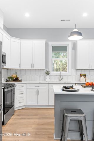 570 Captains Court SE, Bolivia, NC 28422