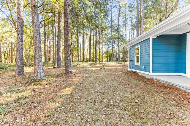 570 Captains Court SE, Bolivia, NC 28422