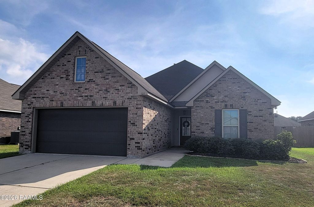 102 Saint Kenan Street, Youngsville, LA 70592