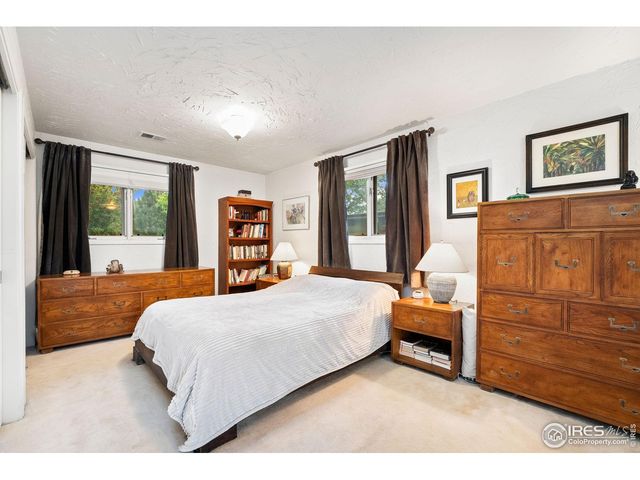 3553 Valley Oak Dr, Loveland, CO 80538