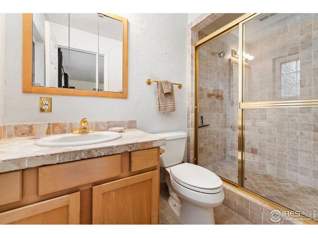 3553 Valley Oak Dr, Loveland, CO 80538