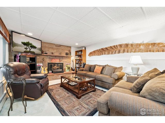 3553 Valley Oak Dr, Loveland, CO 80538