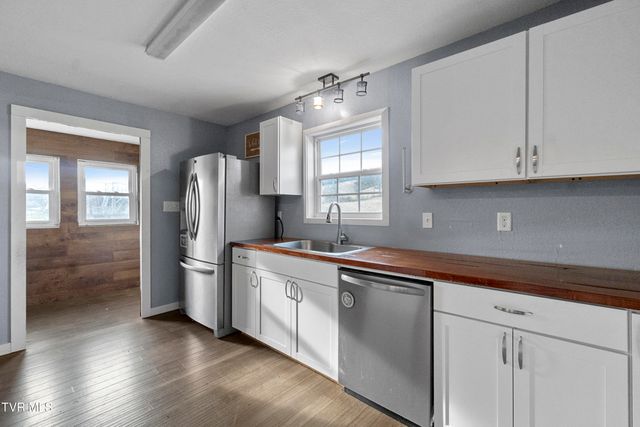 2512 Old Parrottsville Highway, Parrottsville, TN 37843
