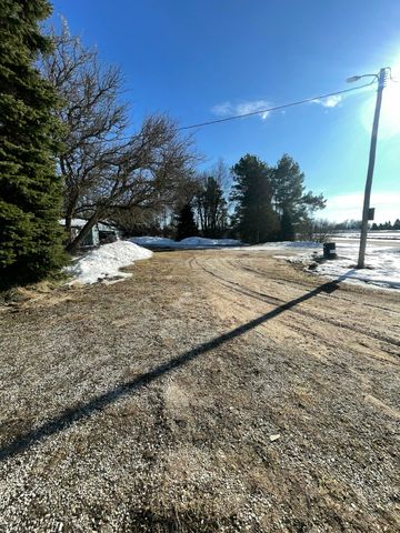 3008 N Amber Road, Scottville, MI 49454