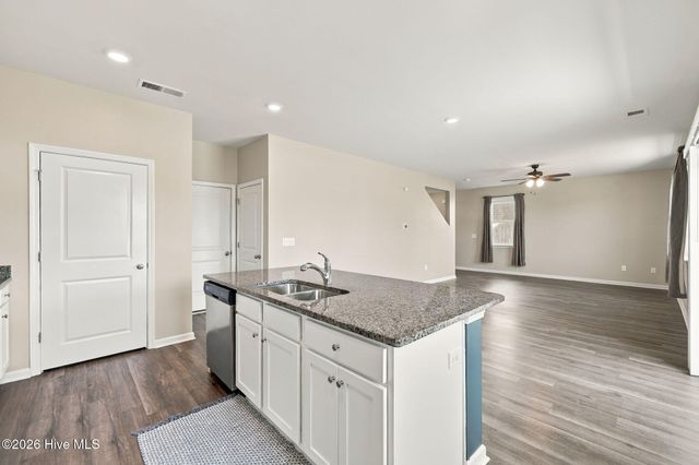 808 Airlie Vista Lane, Holly Ridge, NC 28445
